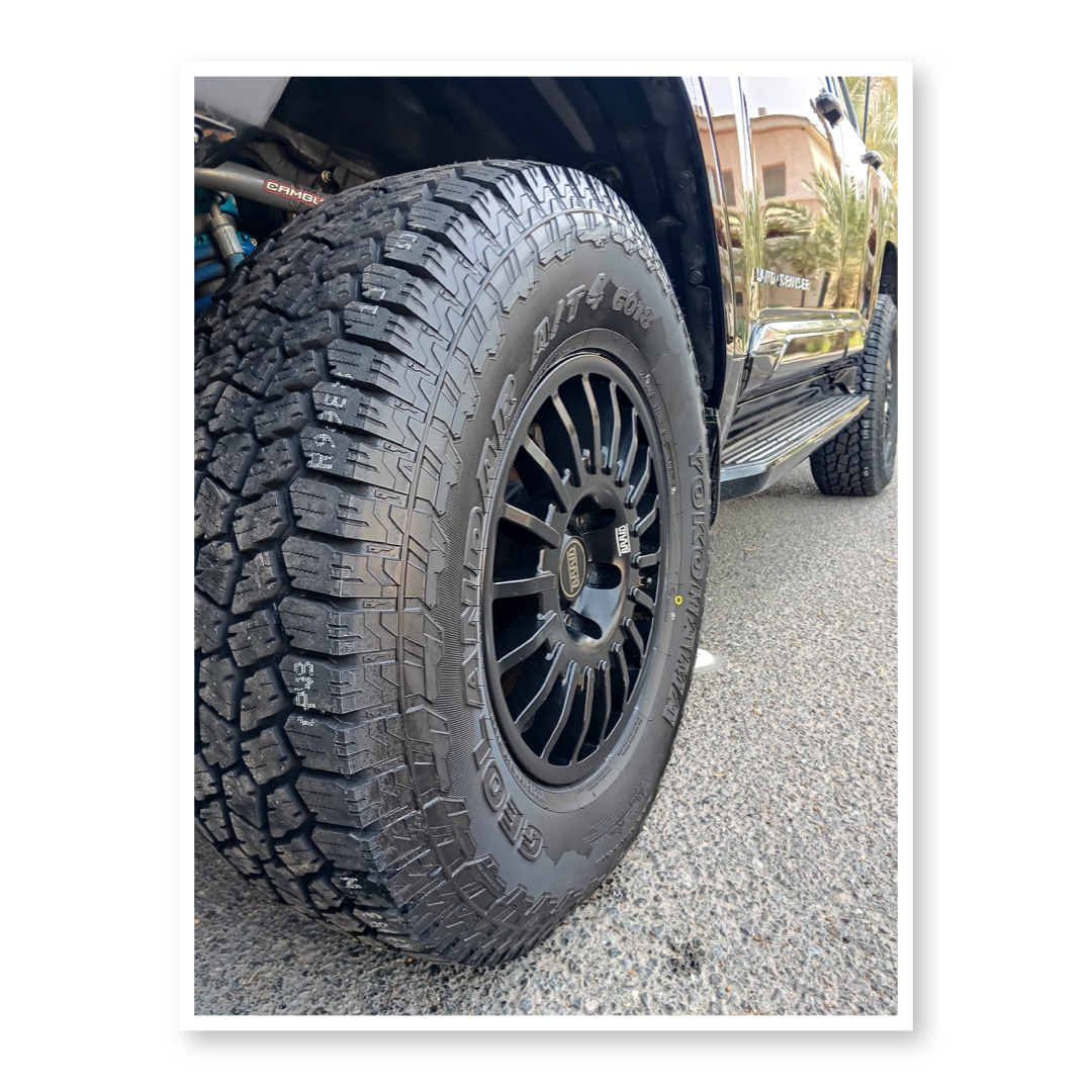 يوكوهاما جيولاندر A/T4 G018